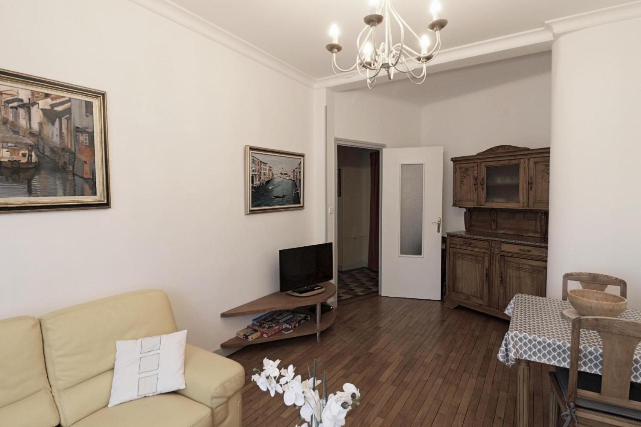 Le Family Lodge 2 Chambres 4 Personnes Classe 3 Etoiles Annecy Exterior photo